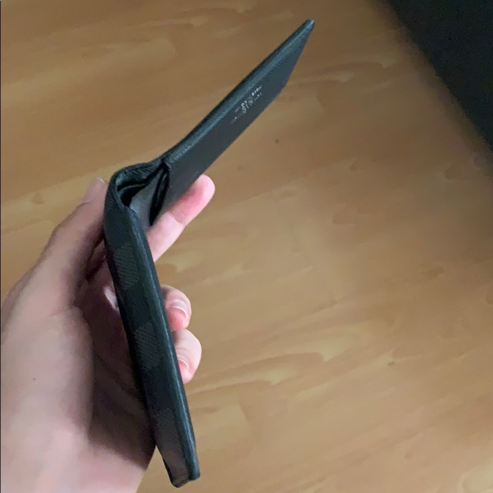 Louis Vuitton wallet for men - Picture 5 of 5